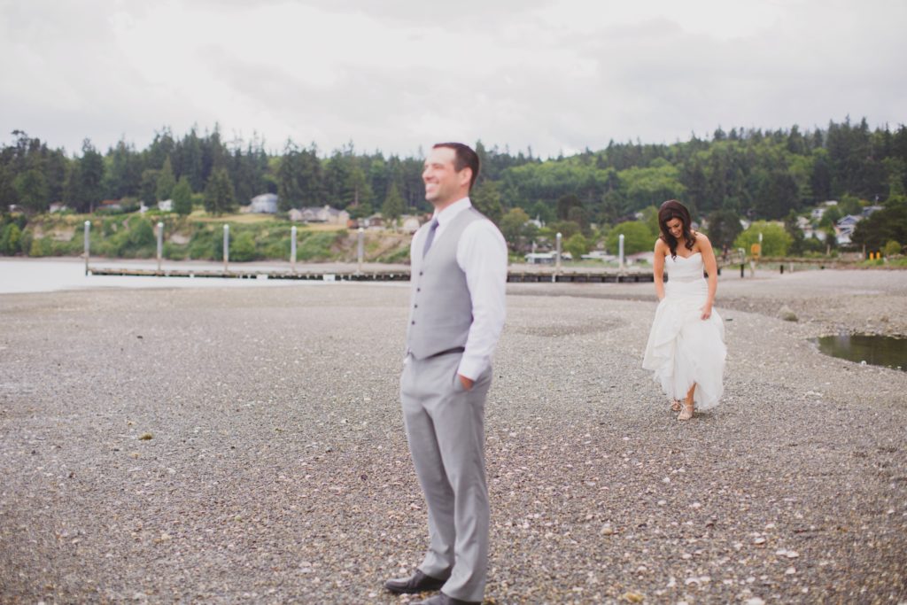 dancing fish farm first look by jagger photography